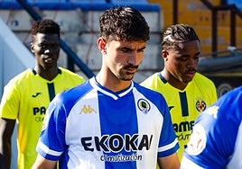 Oriol Soldevila durante el encuentro contra el Villareal.