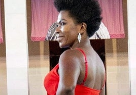 Una de las modelos en el desfile que tendrá lugar en los jardines del Marq.