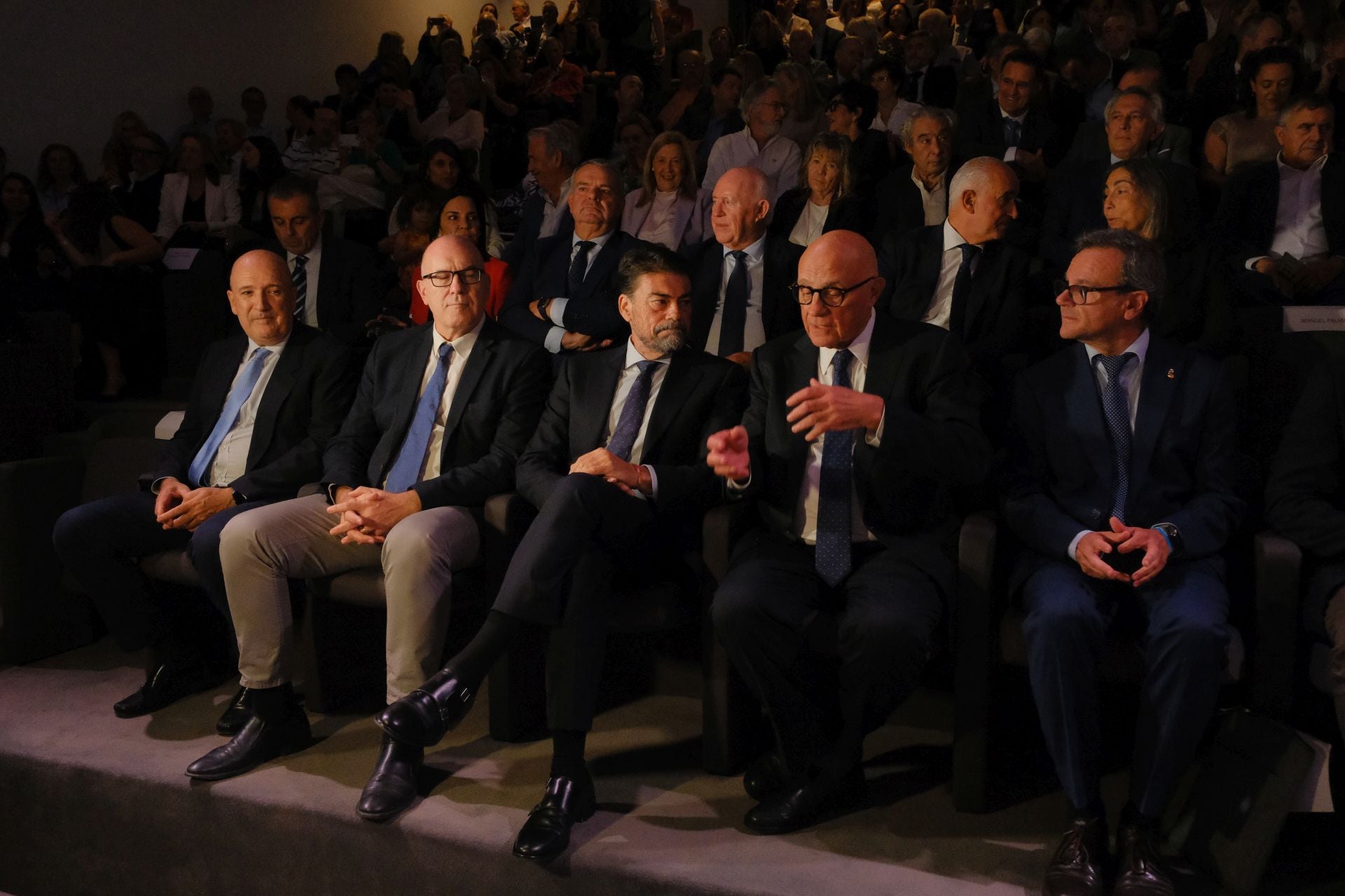 La Fundación Banco Sabadell reconoce al investigador de la UA Carlos Sáez en sus IV Premios a la Sostenibilidad Marina