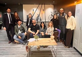 Miembros de la Junta Directiva de Jovempa Elche y Comarca