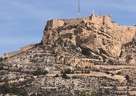 El castillo de Santa Bárbara.