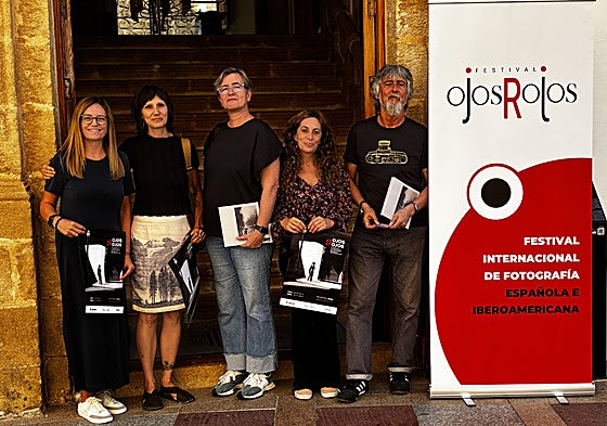 Presentación de la VII edición del Festival Internacional de Fotografía Española e Iberoamericana Ojos Rojos.