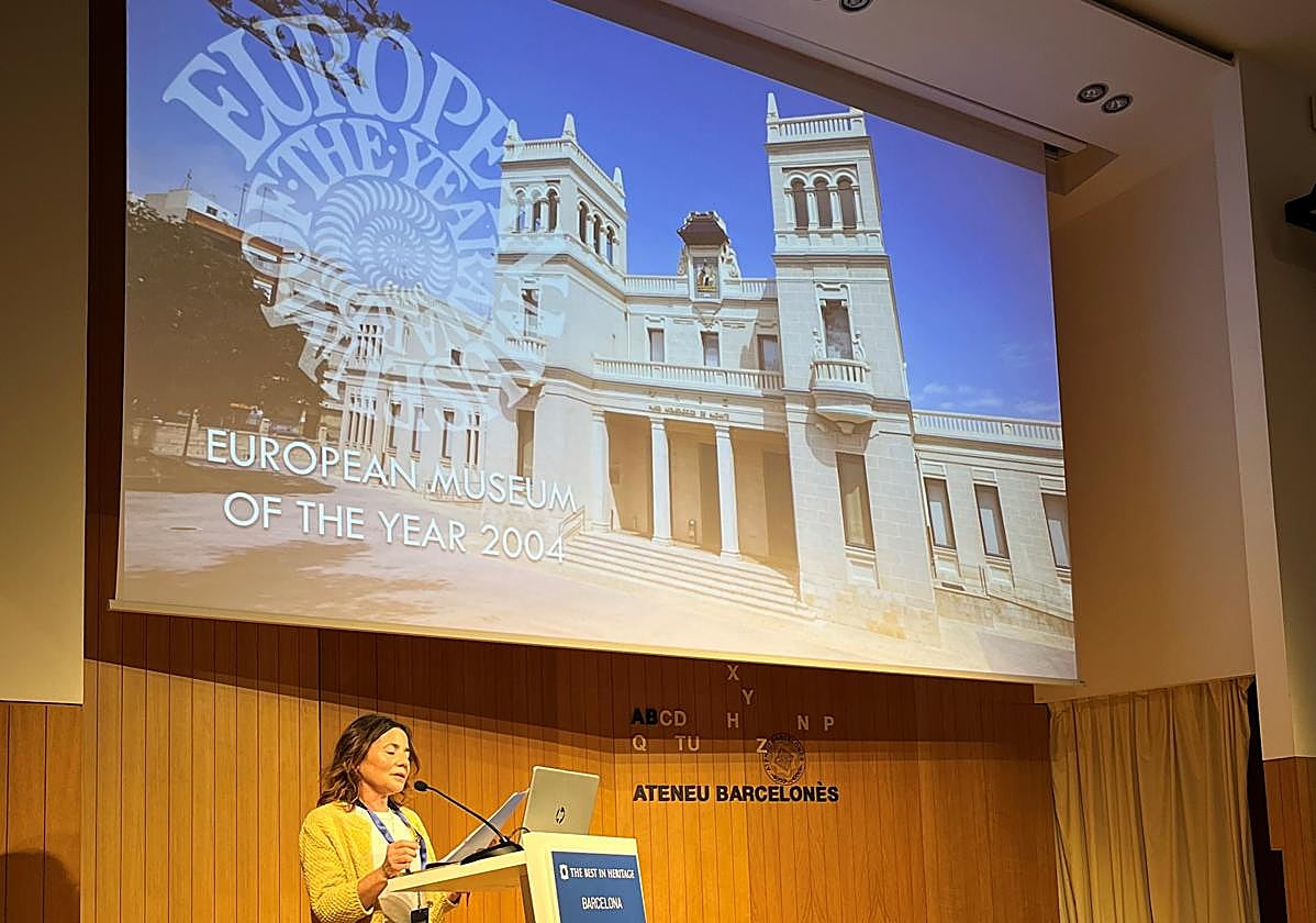 La responsable de la Unidad de Didáctica, Accesibilidad y Responsabilidad Social del museo de la Diputación de Alicante expone en Barcelona su propuesta.