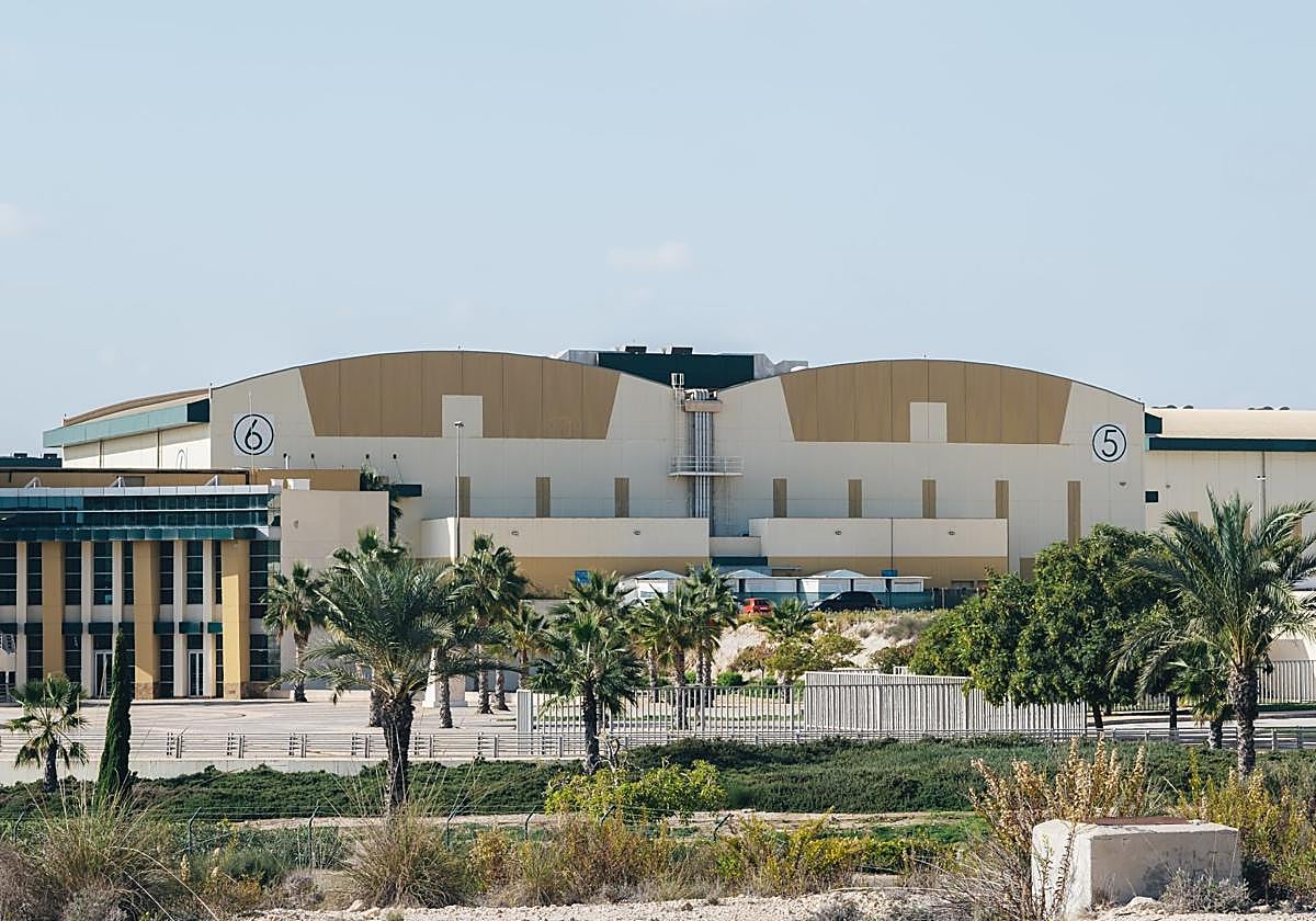 Estudios de Ciudad de la Luz.