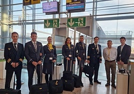 Tripulación del vuelo de Vueling.