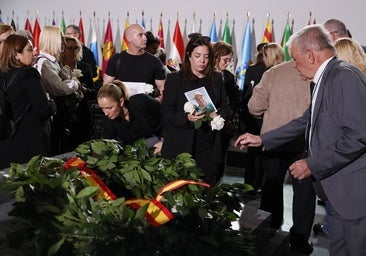 Las víctimas de la dana piden «verdad y justicia» entre gritos de «asesino» contra Mazón