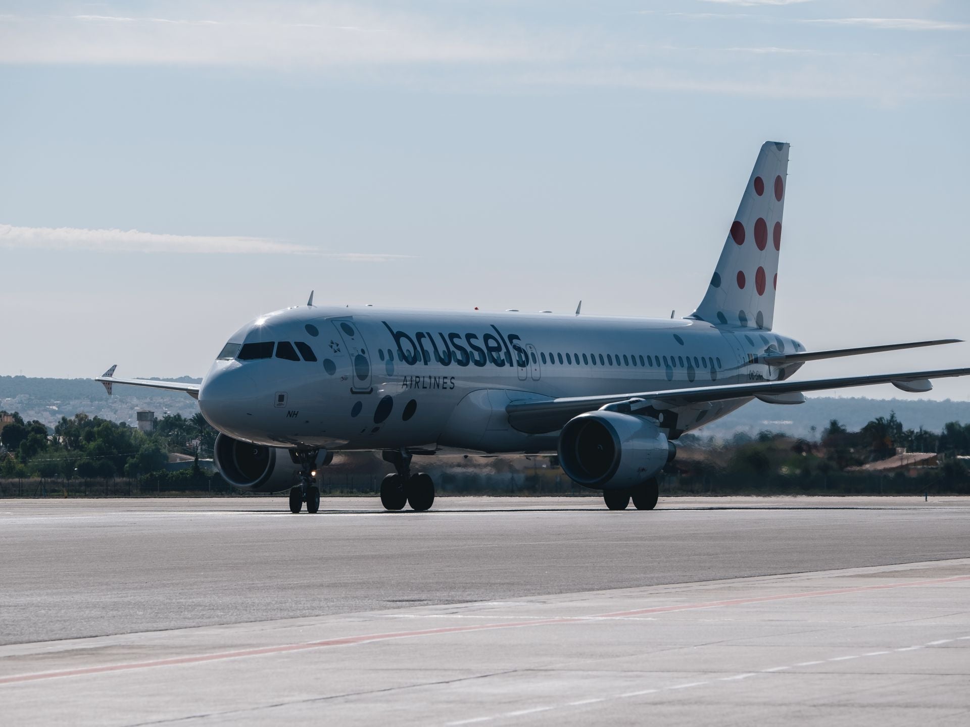 Brussels Airlines aircraft, part of the Lufthansa Group.