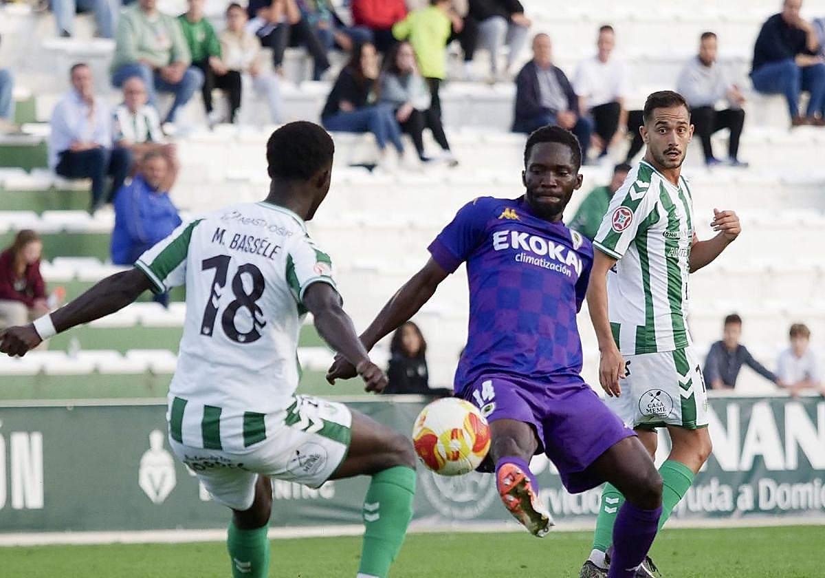 El camerunés Ben Hamed ha anotado el tanto del empate con un disparo raso cruzado desde la frontal del área.