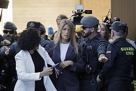 Maribel Vilaplana llega al juzgado para declarar