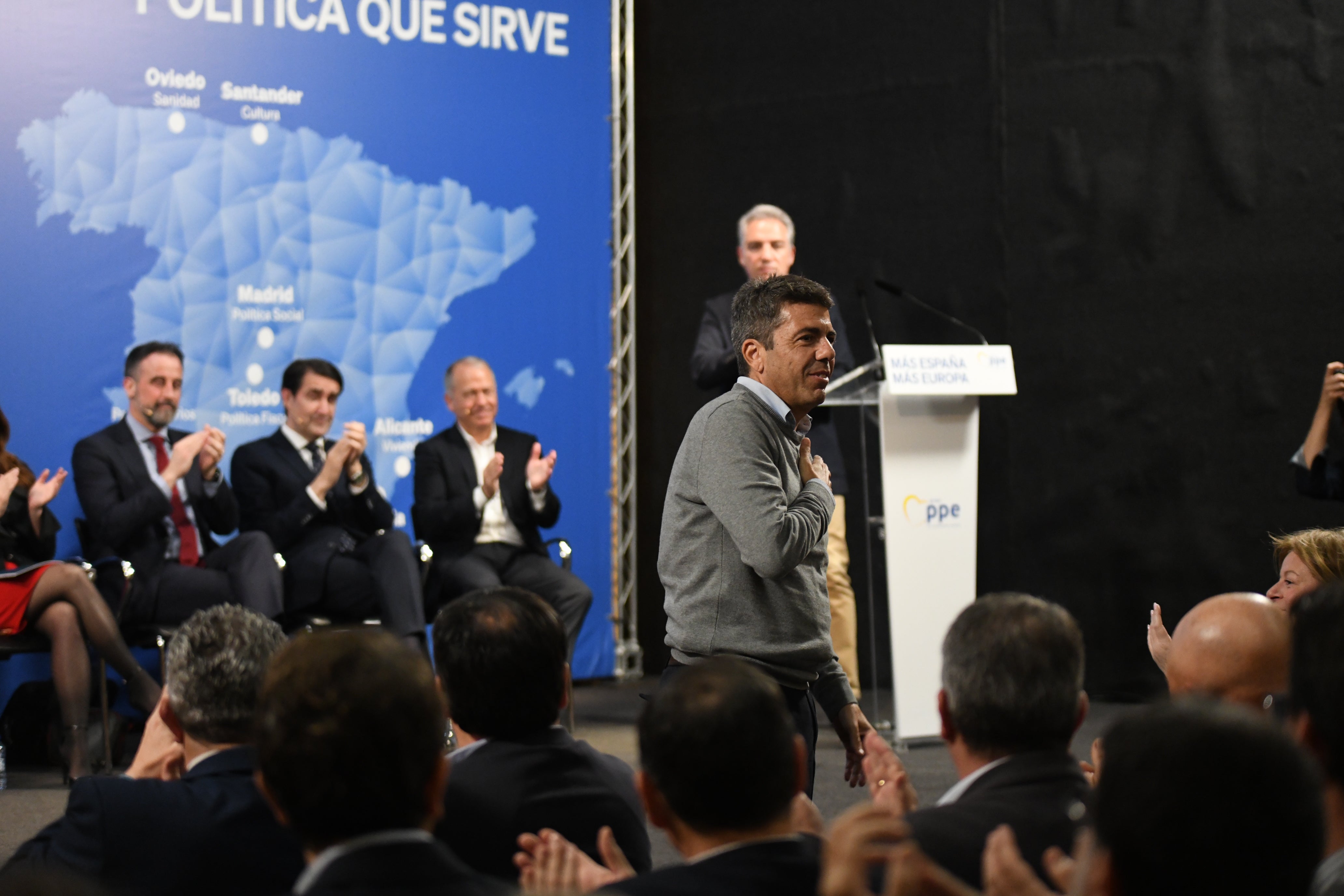 Una brillante carrera política arrasada en una sola tarde