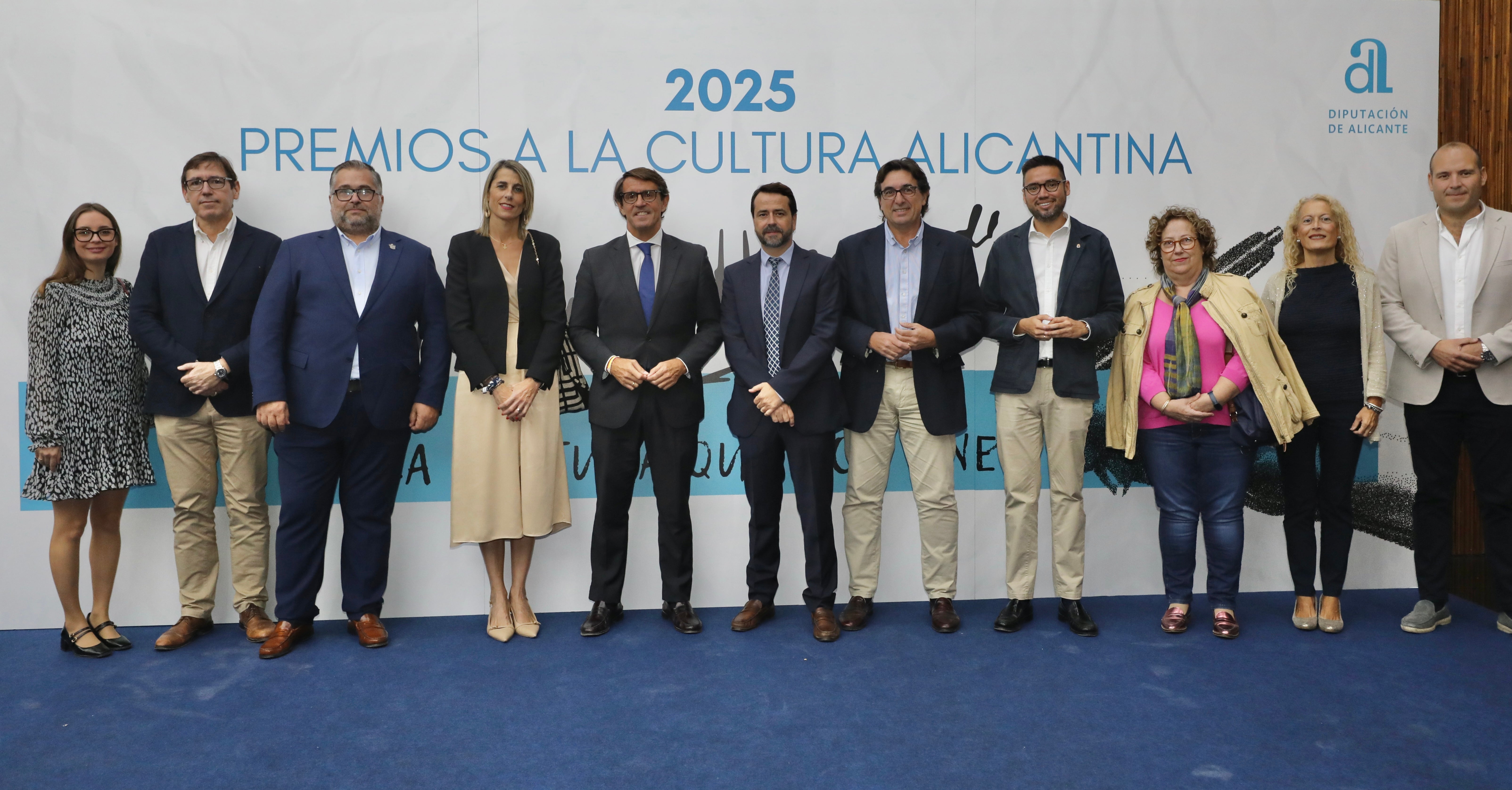 La Diputación reconoce el talento cultural alicantino en los Premios Miguel Hernández