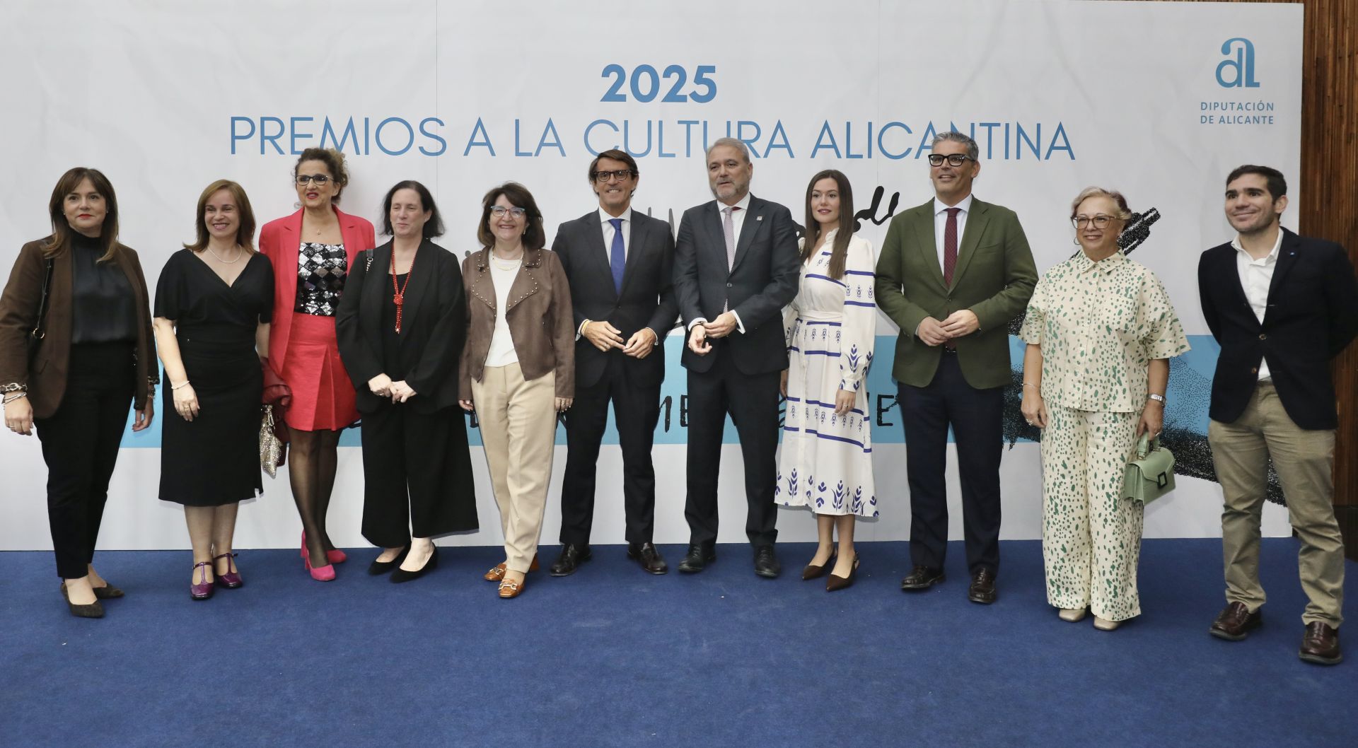 La Diputación reconoce el talento cultural alicantino en los Premios Miguel Hernández