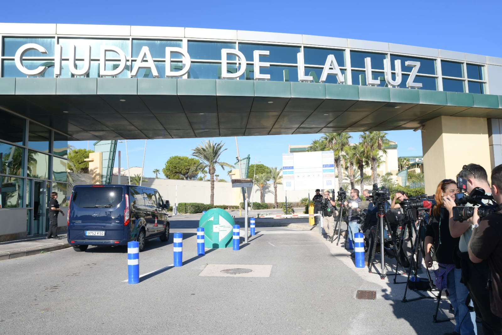 Imagen secundaria 1 - Mazón reúne en Alicante el pleno del Consell en funciones por primera vez desde su dimisión