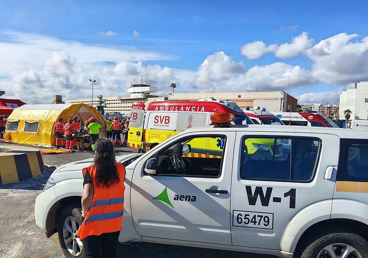 Simulacro de accidente aéreo de Aena.
