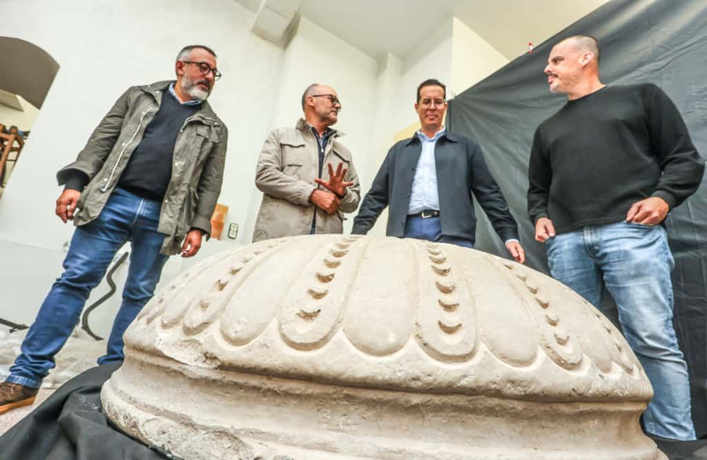 Pila aparecida en Elda.