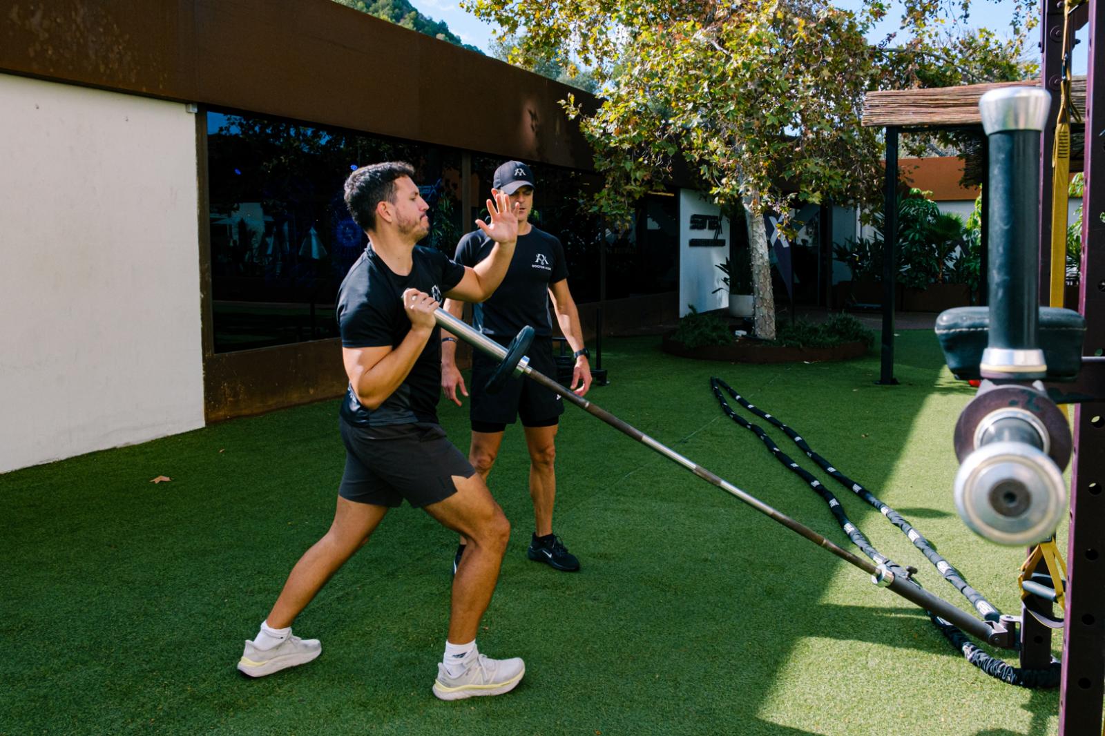 Imagen secundaria 1 - Más fotos del entrenamiento.