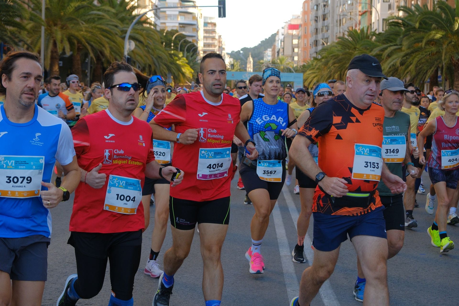 La Carrera del Mediterráneo reúne a 5.000 atletas y abre el mes del gran deporte en Alicante