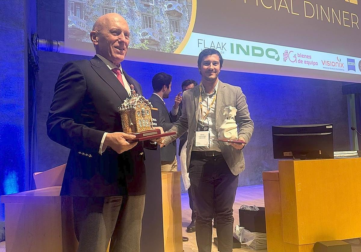 El doctor Jorge Alió, recoge el Premio Especial a la Excelencia en el marco del Primer Congreso Internacional Láser Ocular Barcelona (LOB 2025)