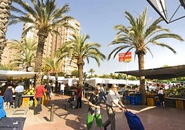 Mercadillo de Babel.