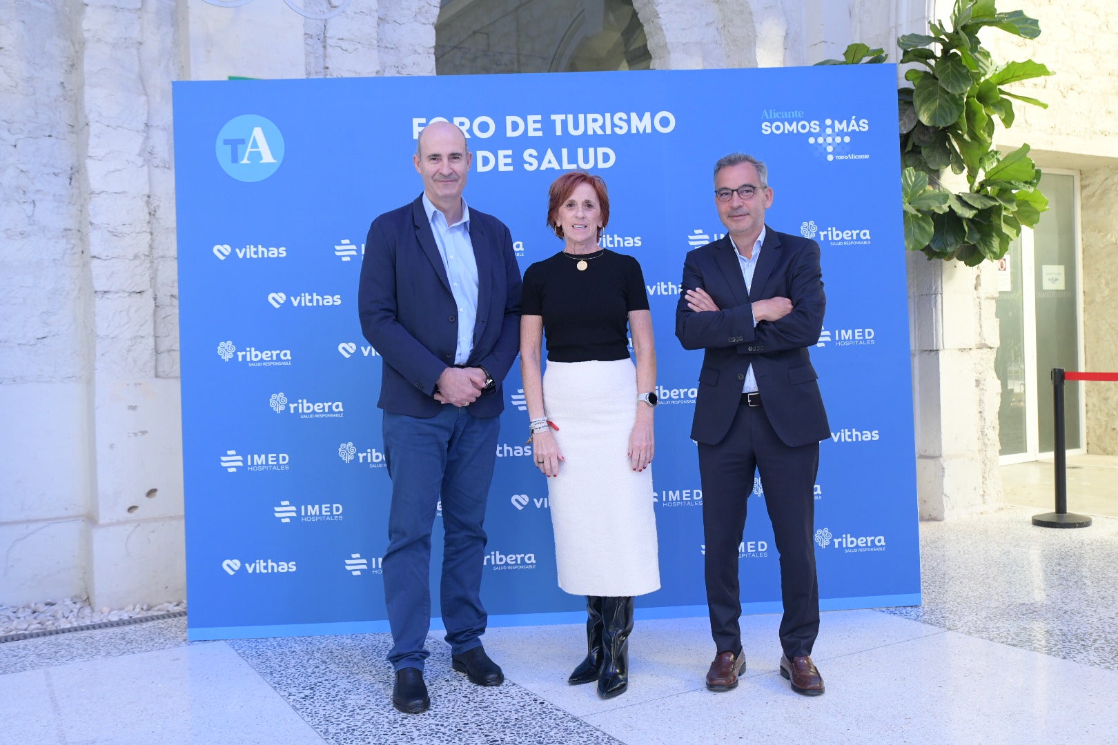 Imágenes del foro &#039;Turismo de salud&#039; organizado por TodoAlicante