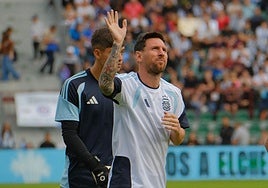 Messi y Argentina desatan la locura en Elche