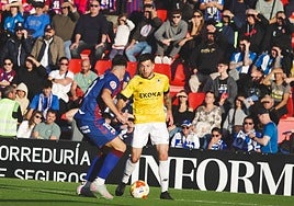 Aranda ha sido uno de los pocos futbolistas del Hércules que lo ha intentado.