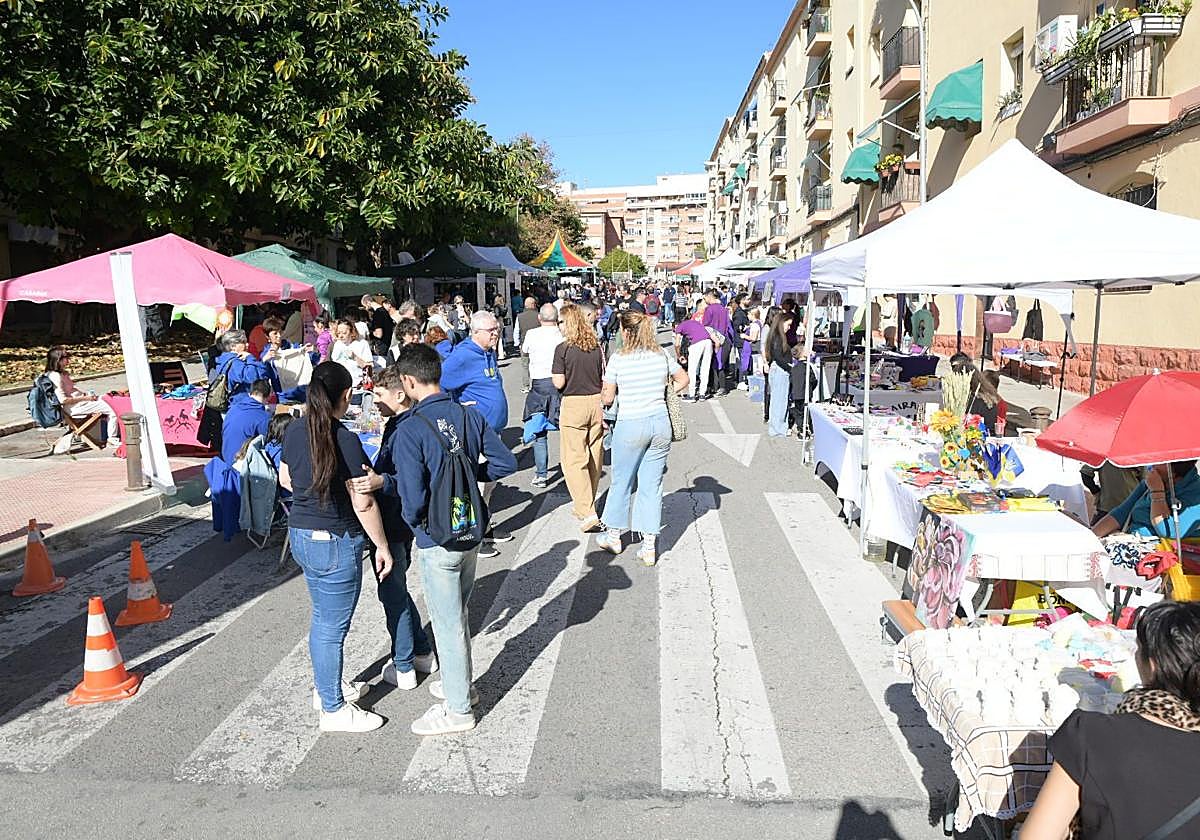 La Navidad se adelanta en Alicante en forma de mercadillo solidario