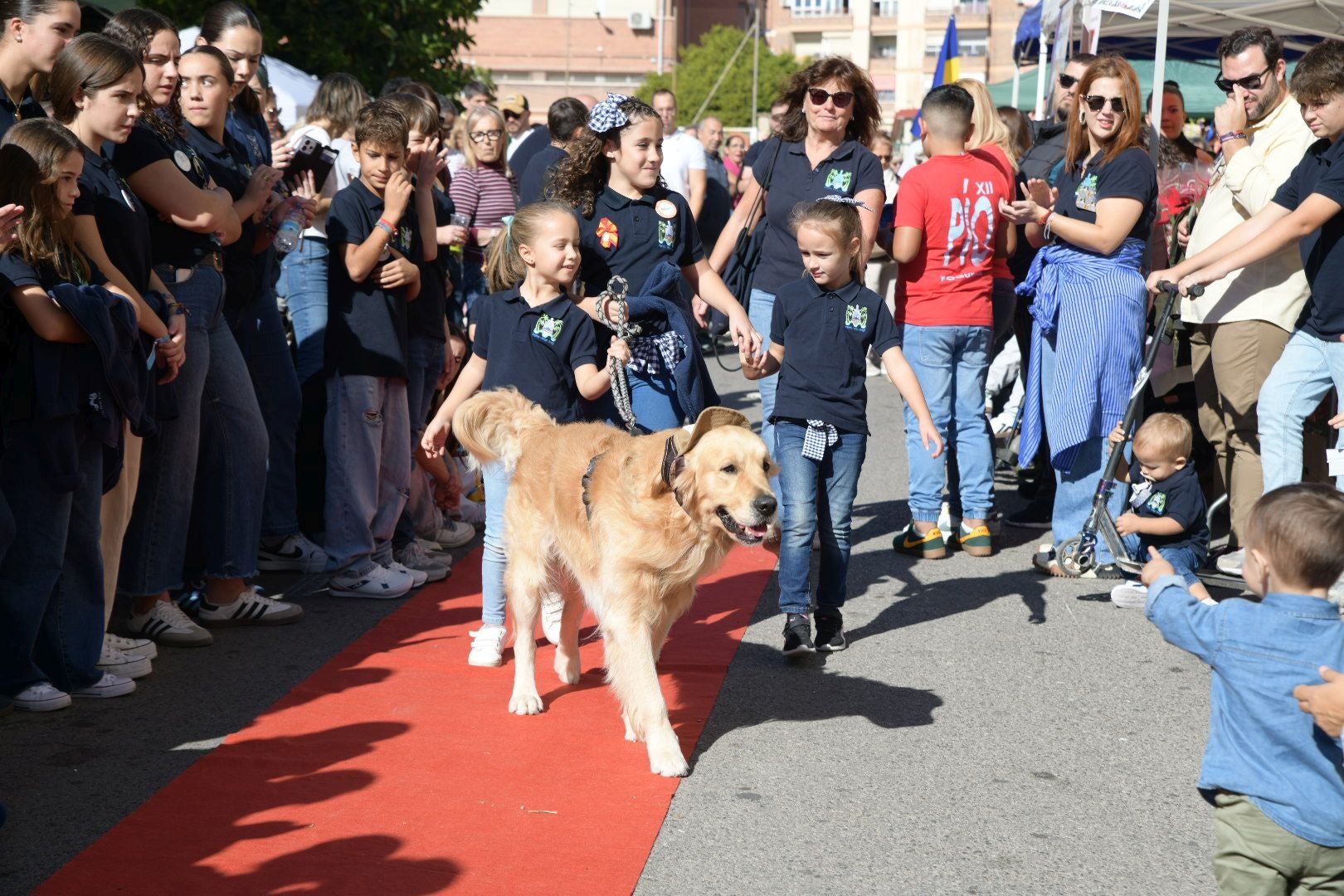 La Navidad se adelanta en Alicante en forma de mercadillo solidario