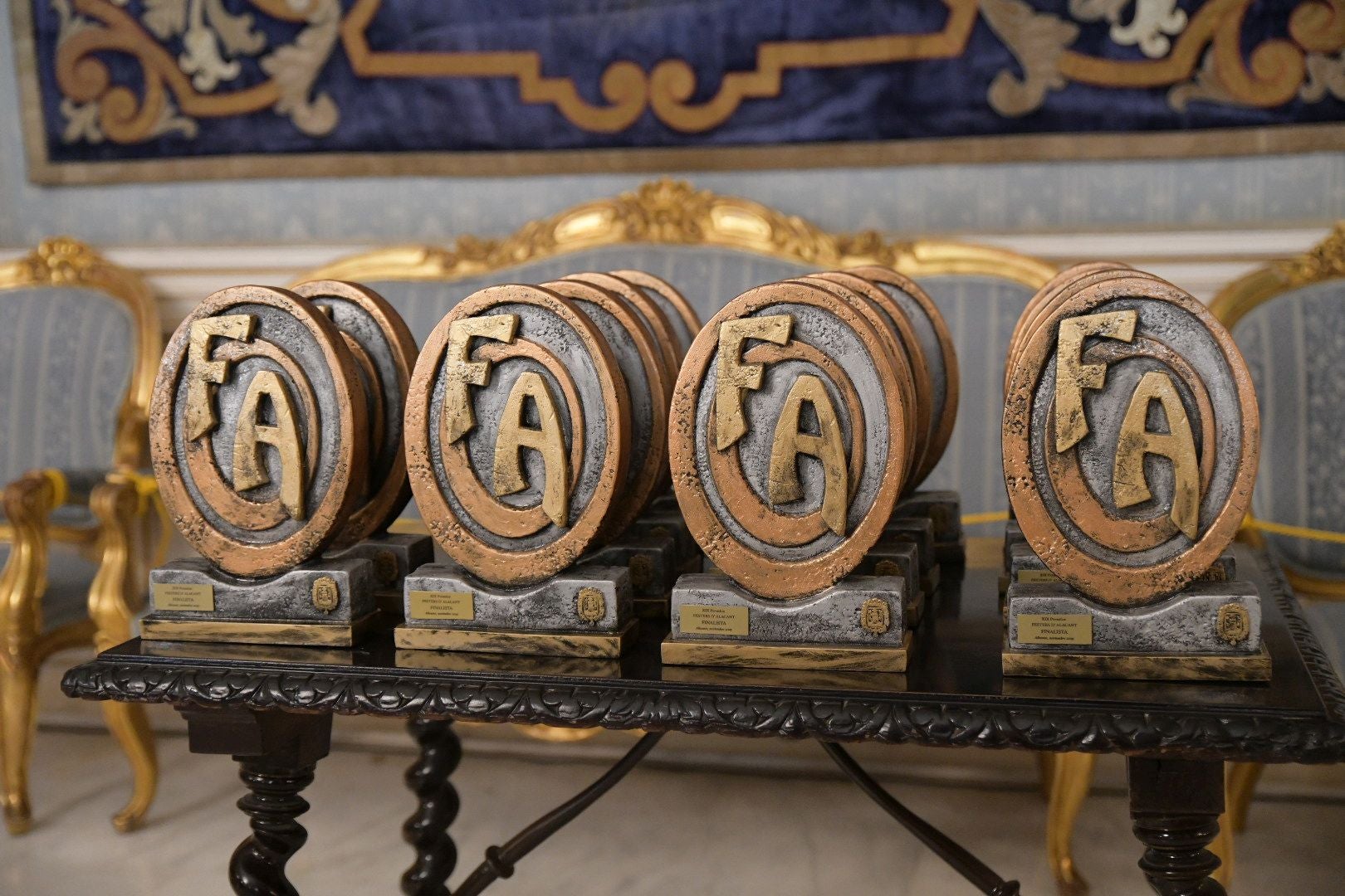 Los nominados a los premios &#039;Festers d&#039;Alacant&#039; recogen sus estatuillas