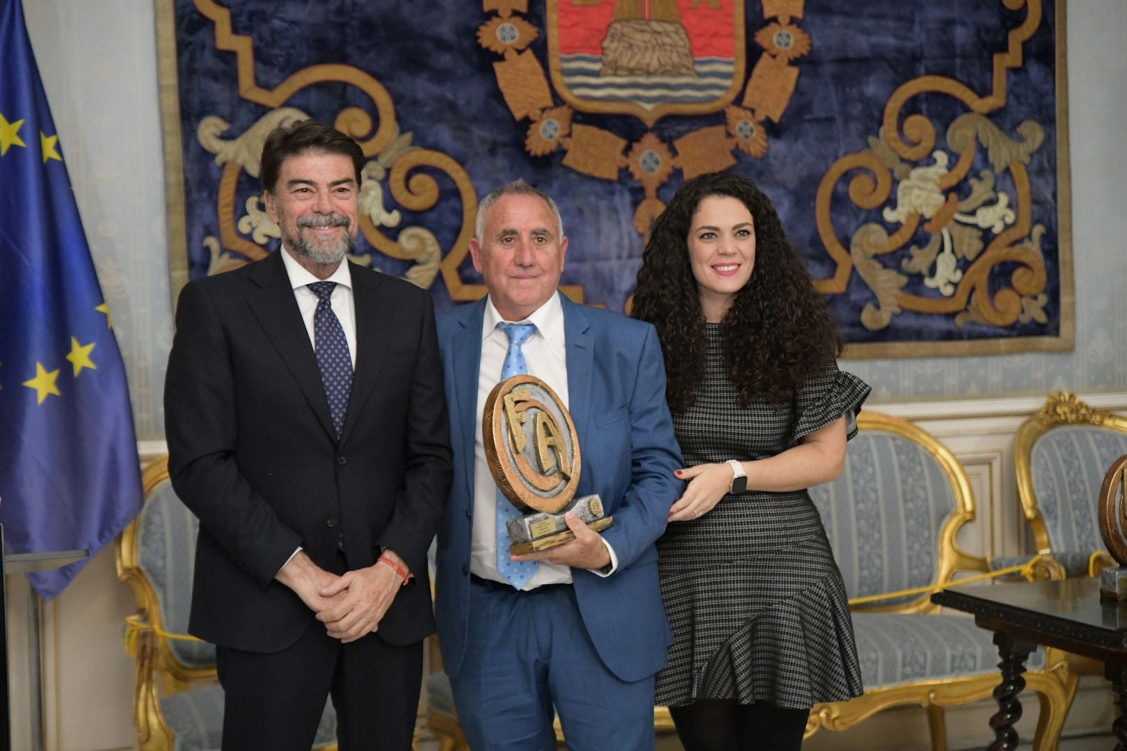 Los nominados a los premios &#039;Festers d&#039;Alacant&#039; recogen sus estatuillas