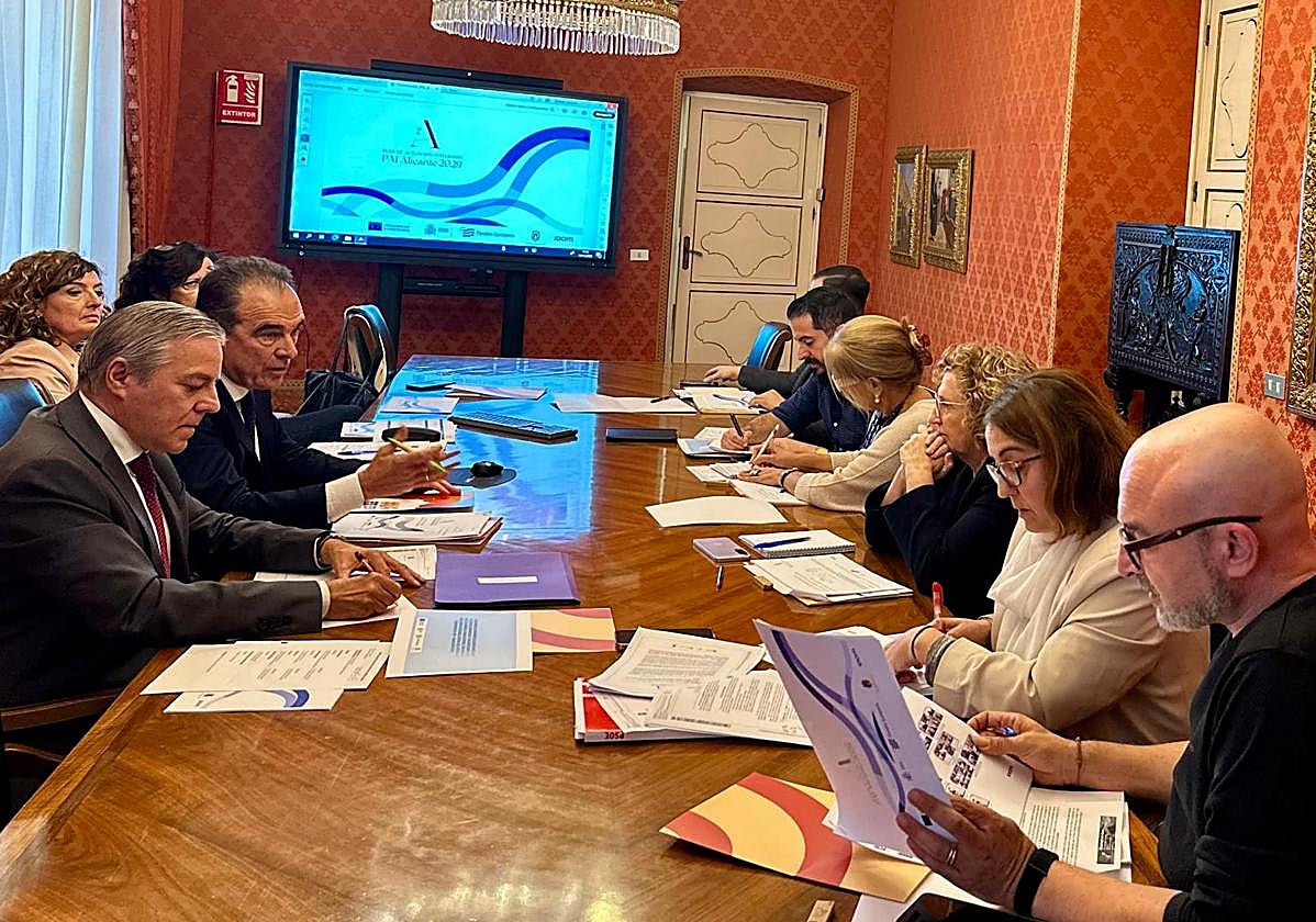 Comisión de Presidencia y Régimen Interior.