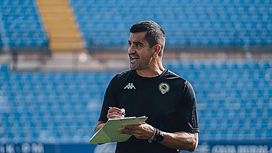 Torrecilla: se marcha un entrenador, se queda un herculano