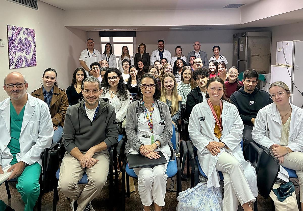 Acto de bienvenida a los alumnos en el Hospital General Dr. Balmis de Alicante.