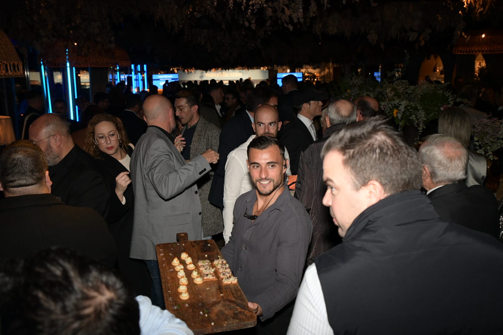 Ambiente de gala en la tercera edición de los Premios Alicantinos