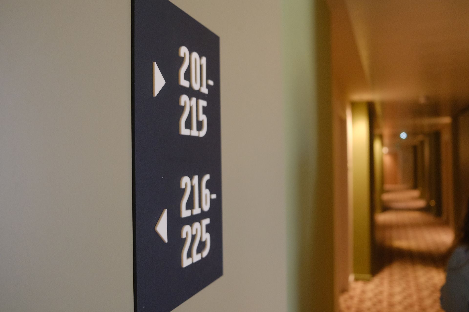 El aeropuerto de Alicante-Elche ya tiene hotel: Hampton by Hilton abre sus puertas