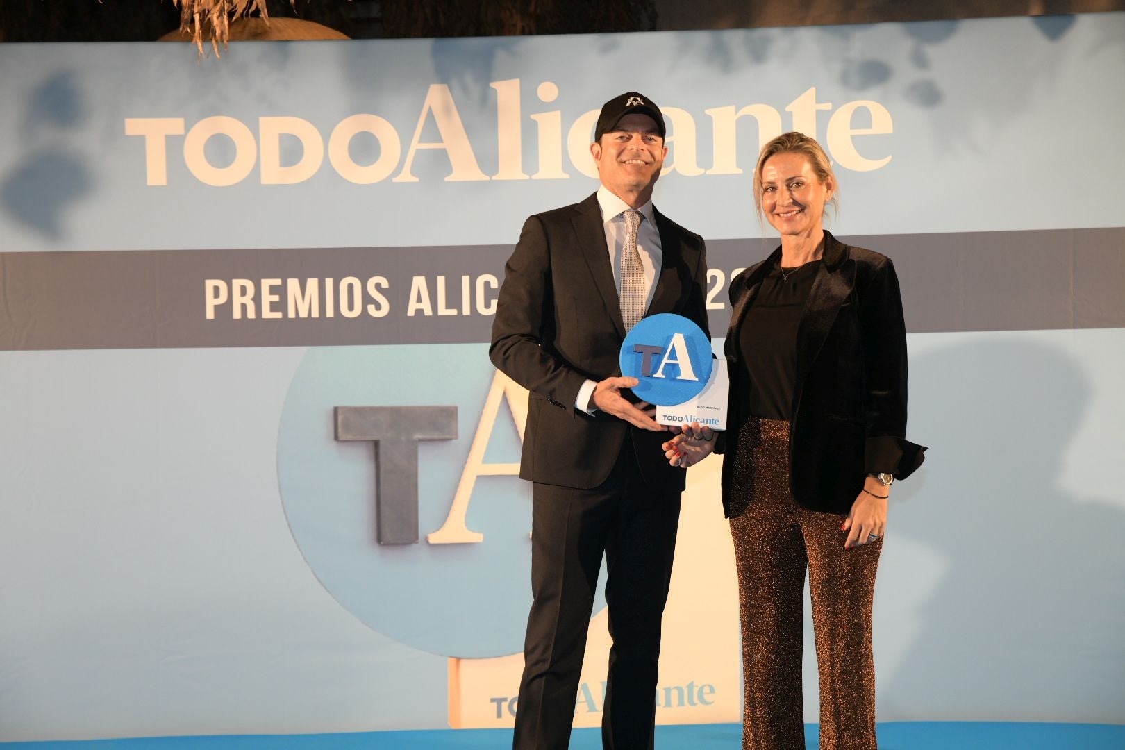 Alicante brilla: así ha sido la gran noche de los Premios Alicantinos