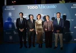 Búscate en el photocall de los Premios Alicantinos