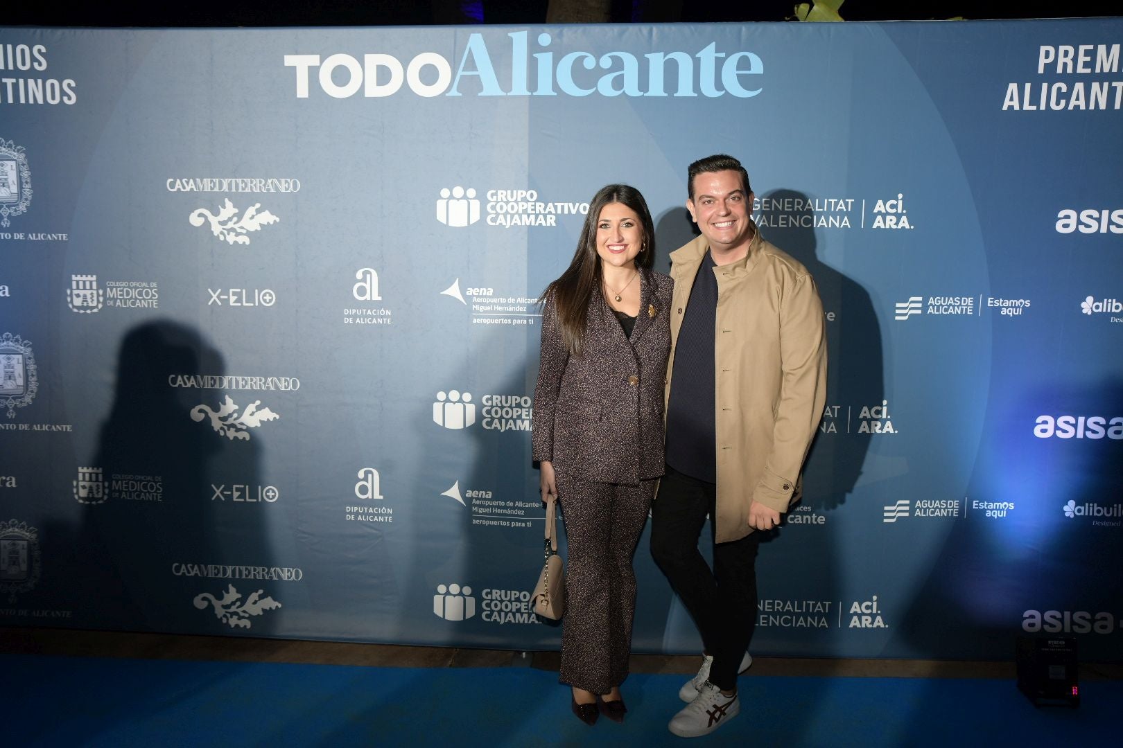 Búscate en el photocall de los Premios Alicantinos