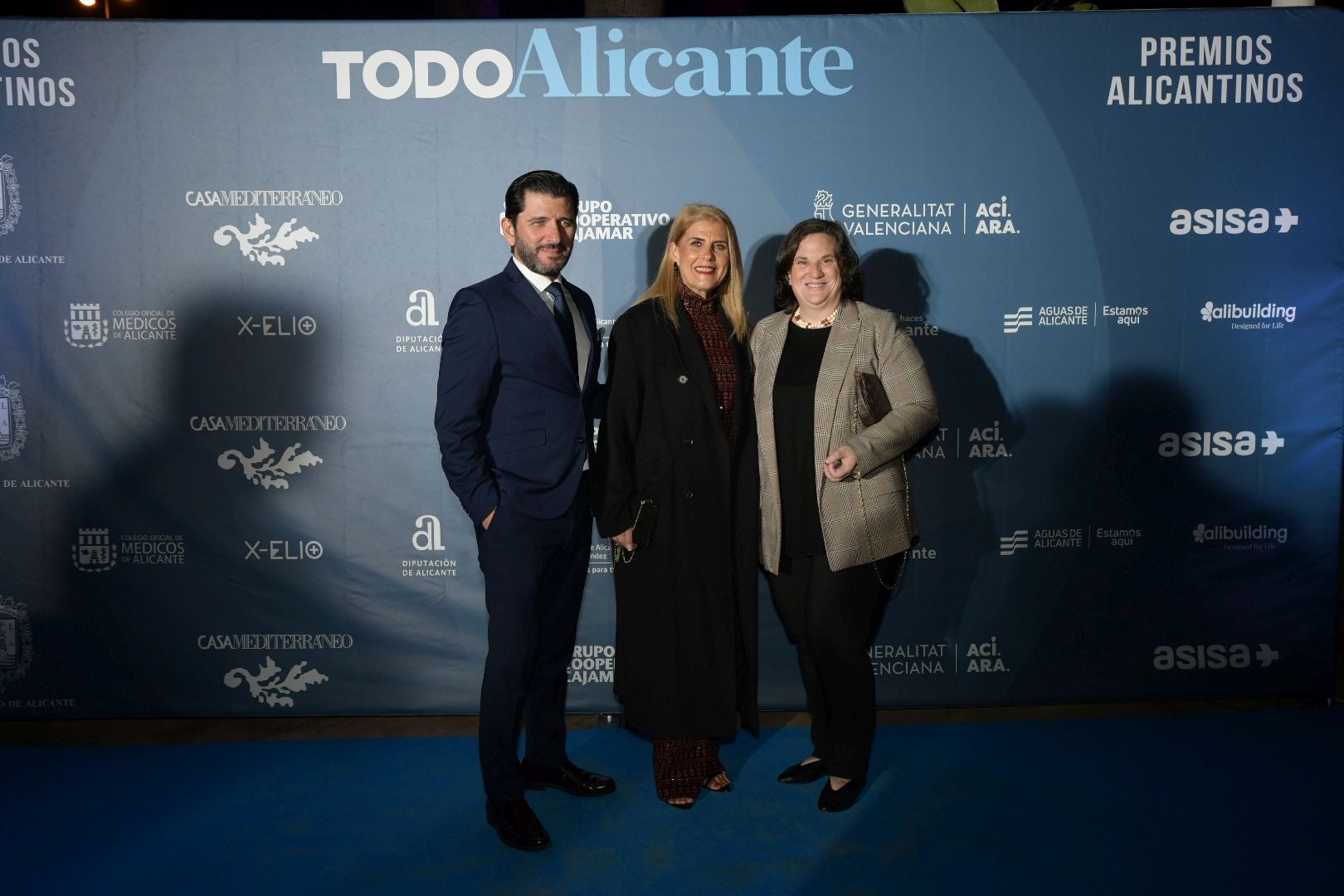 Búscate en el photocall de los Premios Alicantinos