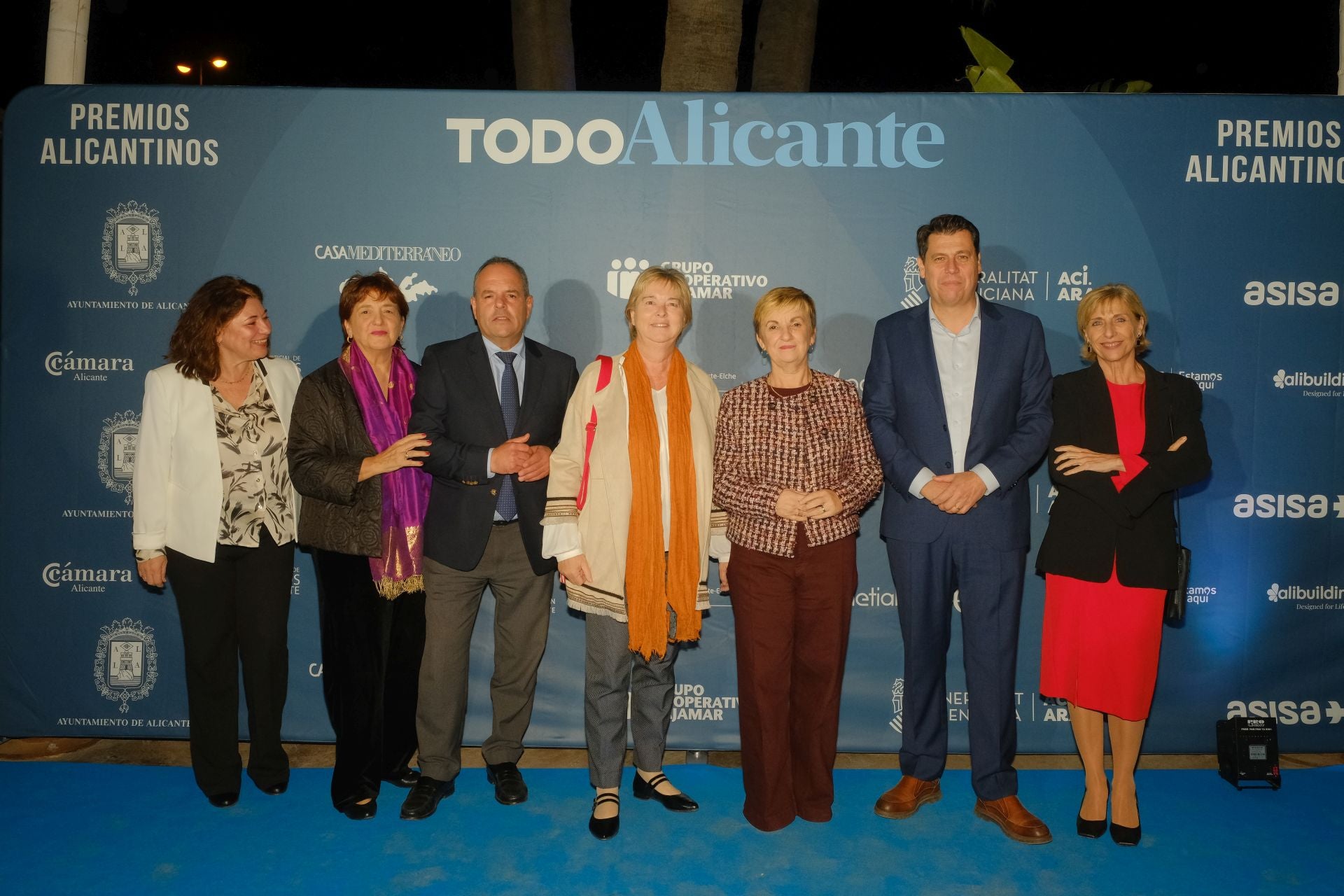 Búscate en el photocall de los Premios Alicantinos