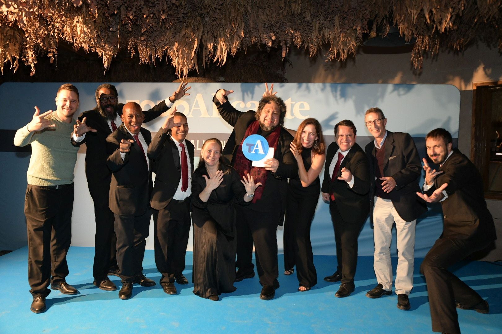Búscate en el photocall de los Premios Alicantinos