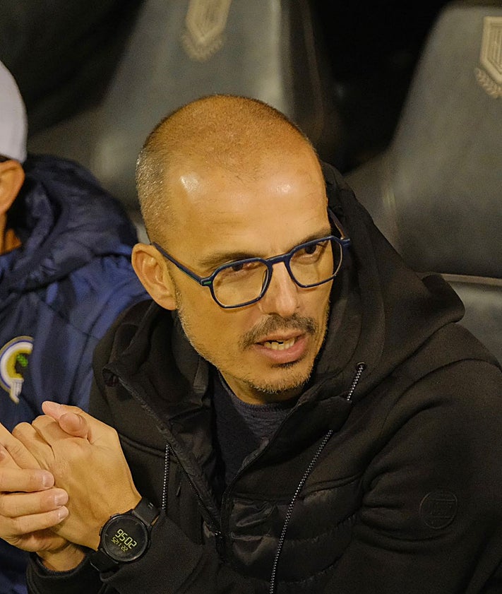 Imagen secundaria 2 - Slavy y Ropero le han dado a Beto Company su primera victoria al frente del Hércules.