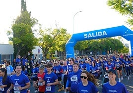 La marea morada que emociona a Alicante: búscate en la carrera contra el cáncer de páncreas
