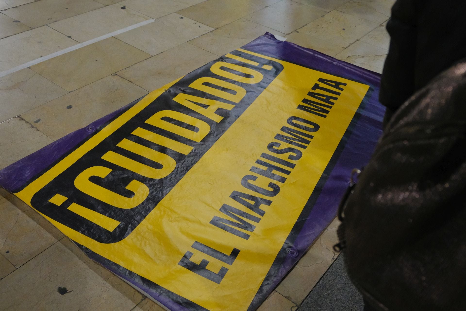 Alicante levanta la voz contra la violencia de género el 25N