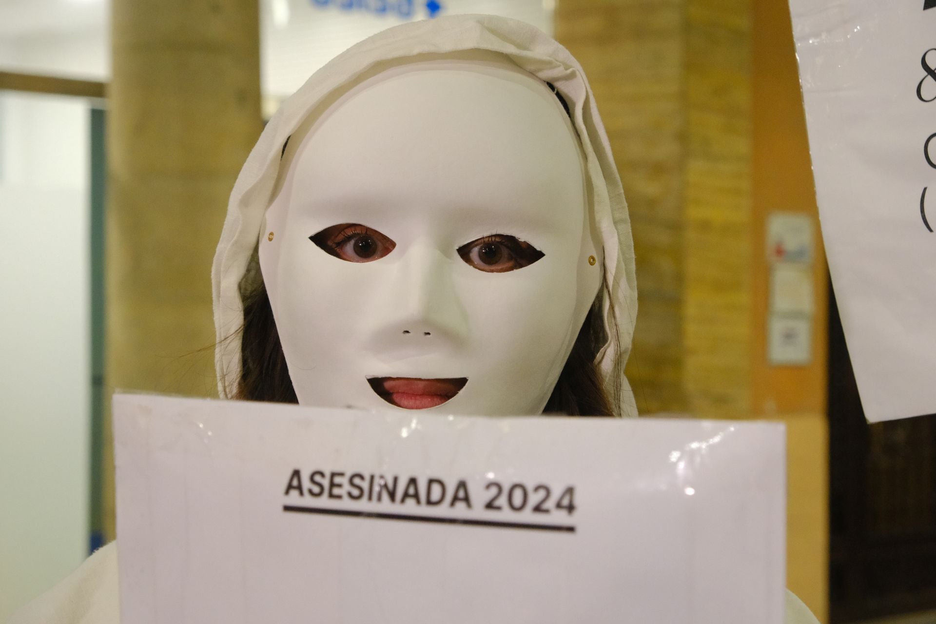 Alicante levanta la voz contra la violencia de género el 25N