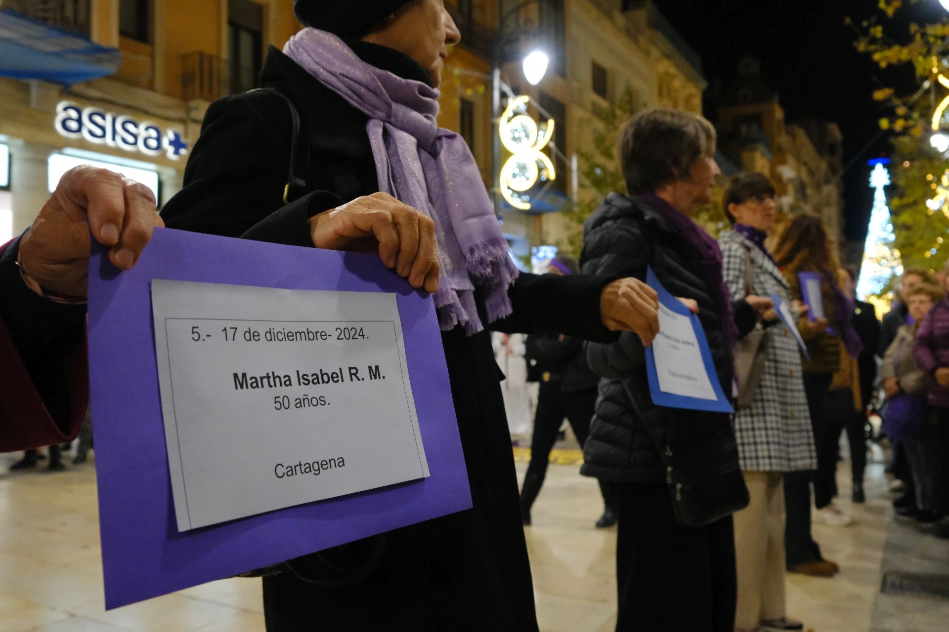 Alicante levanta la voz contra la violencia de género el 25N