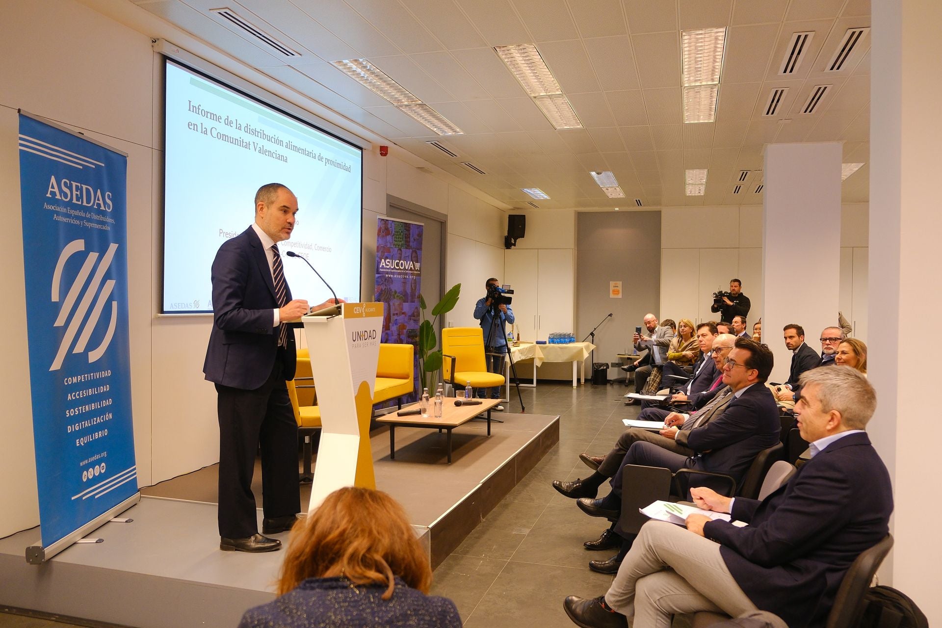 Alicante llega a los 1.000 supermercados y ya cubre al 98% de su población