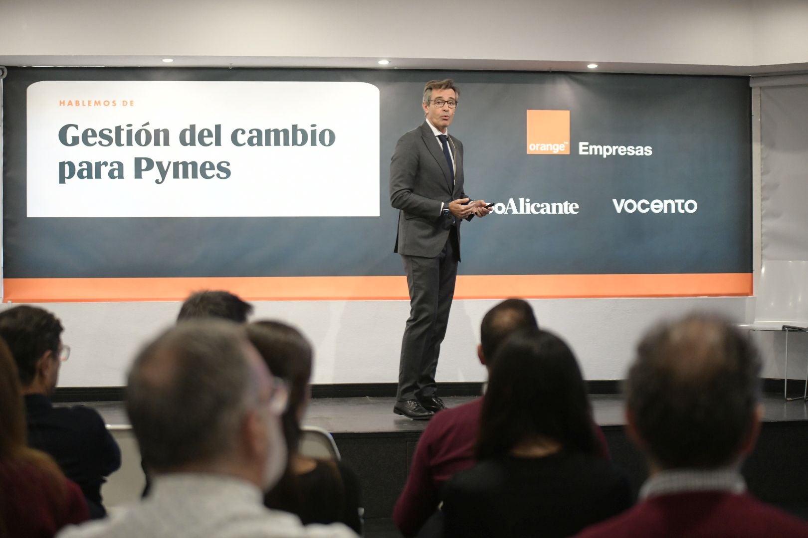 TodoAlicante sienta a las pymes a debatir sobre digitalización