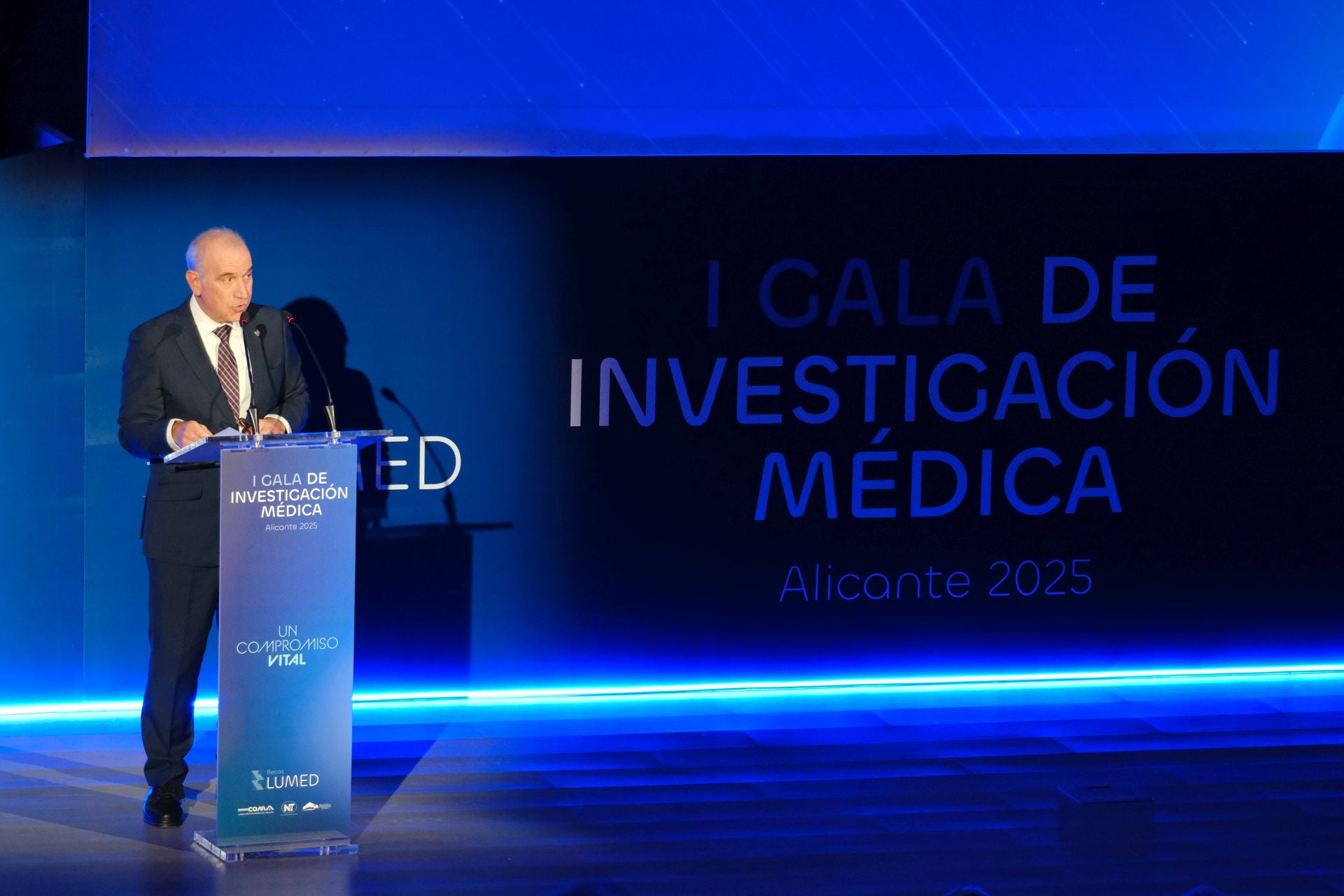 Así ha sido la I Gala Becas LUMED celebrada en Alicante