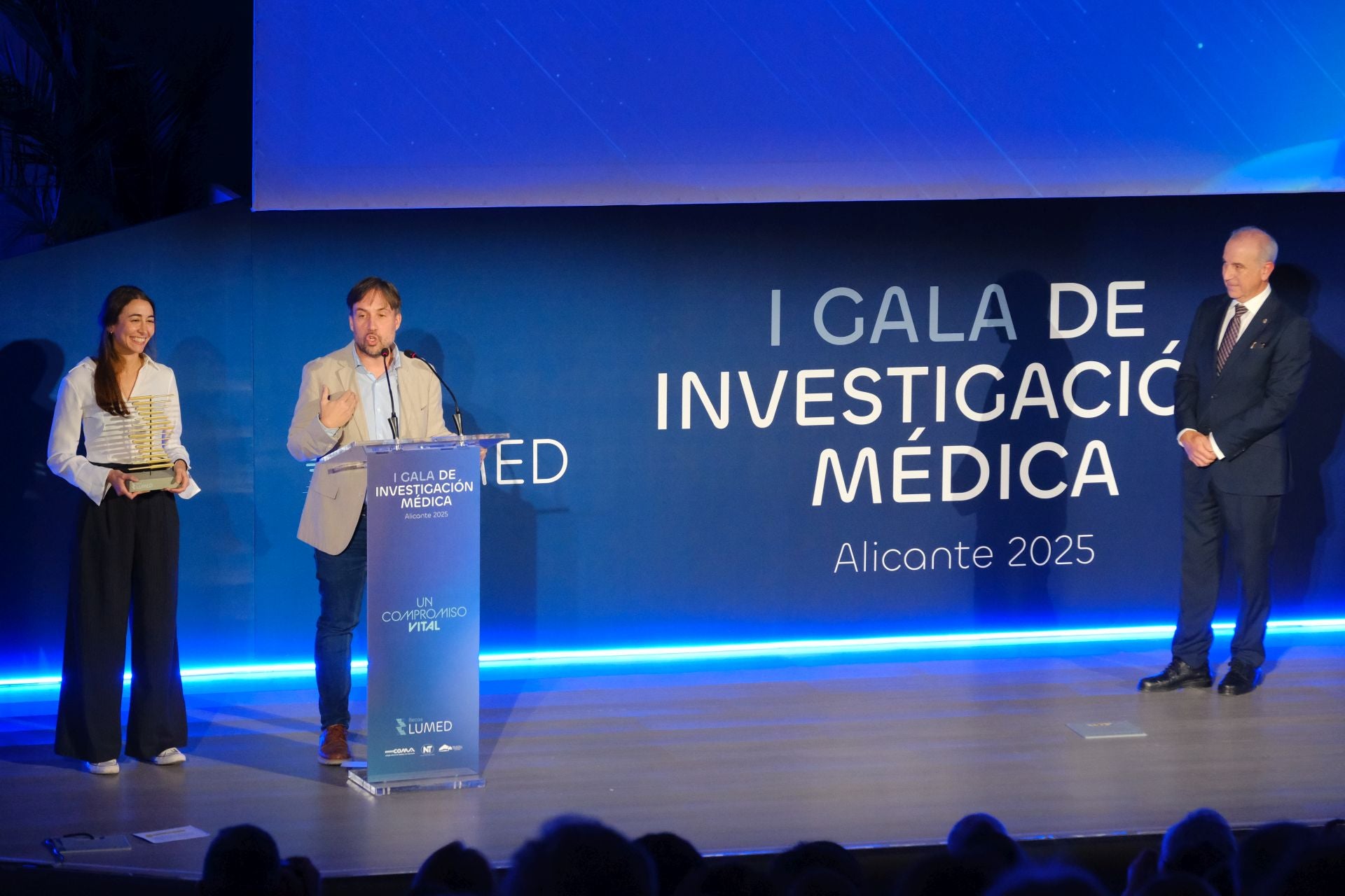 Así ha sido la I Gala Becas LUMED celebrada en Alicante
